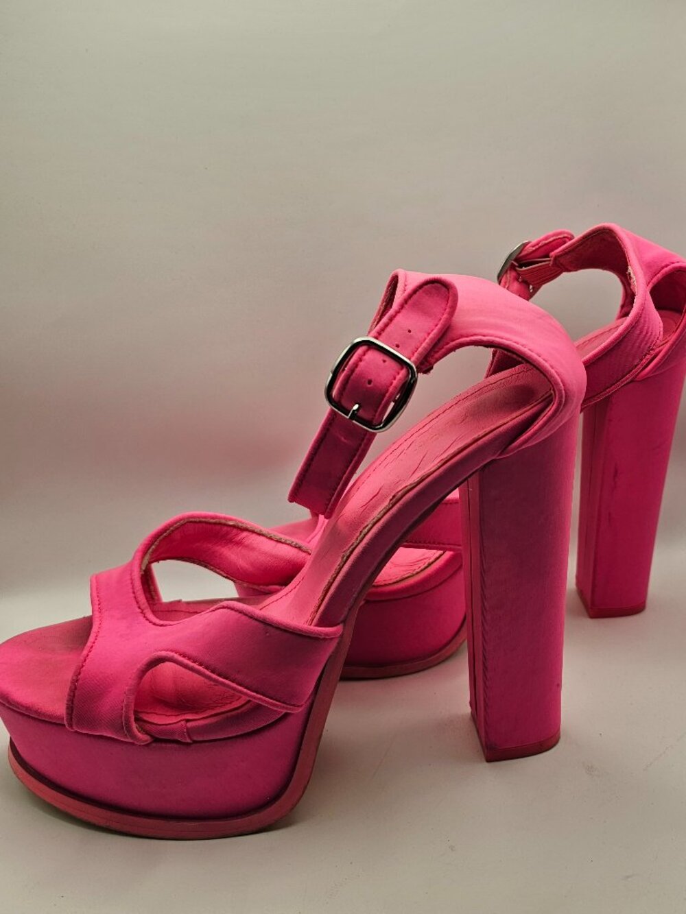 Kayleen by Los Angeles Hot Pink Odilia‑Style Block Platform Sandals – Size 9 - Picture 5 of 7